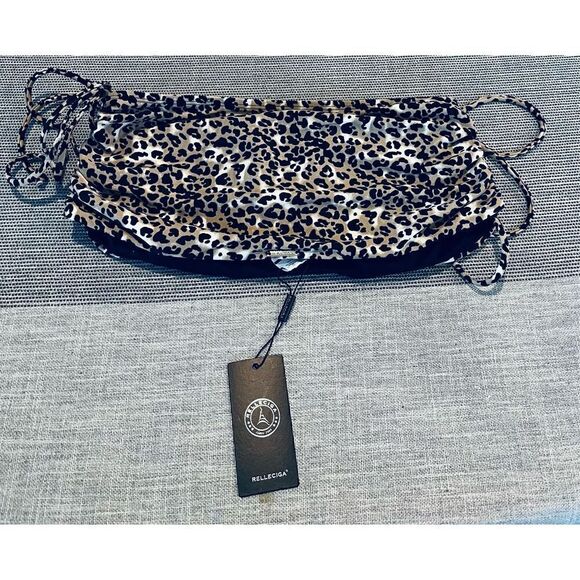 RELLECIGA Women’s Bikini Top - Picture 2 of 5